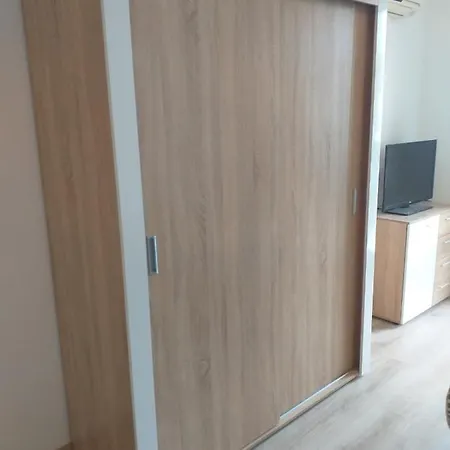 студио сони 1 Apartment